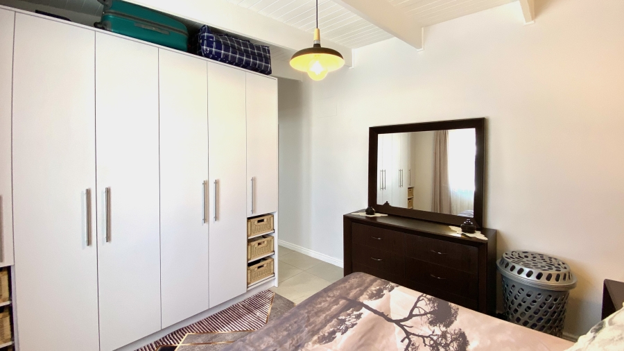 3 Bedroom Property for Sale in Jacobsbaai Western Cape